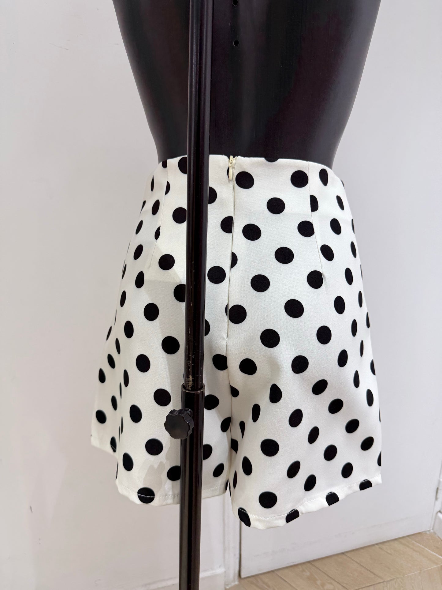 Polkadot skort wit