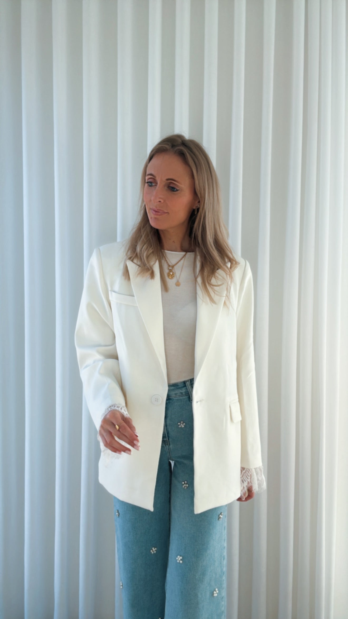 Lace blazer ecru