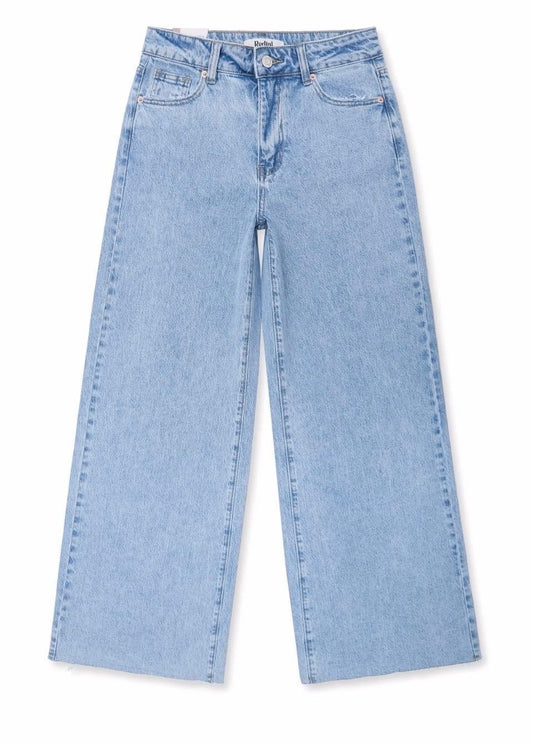 Wide leg jeans