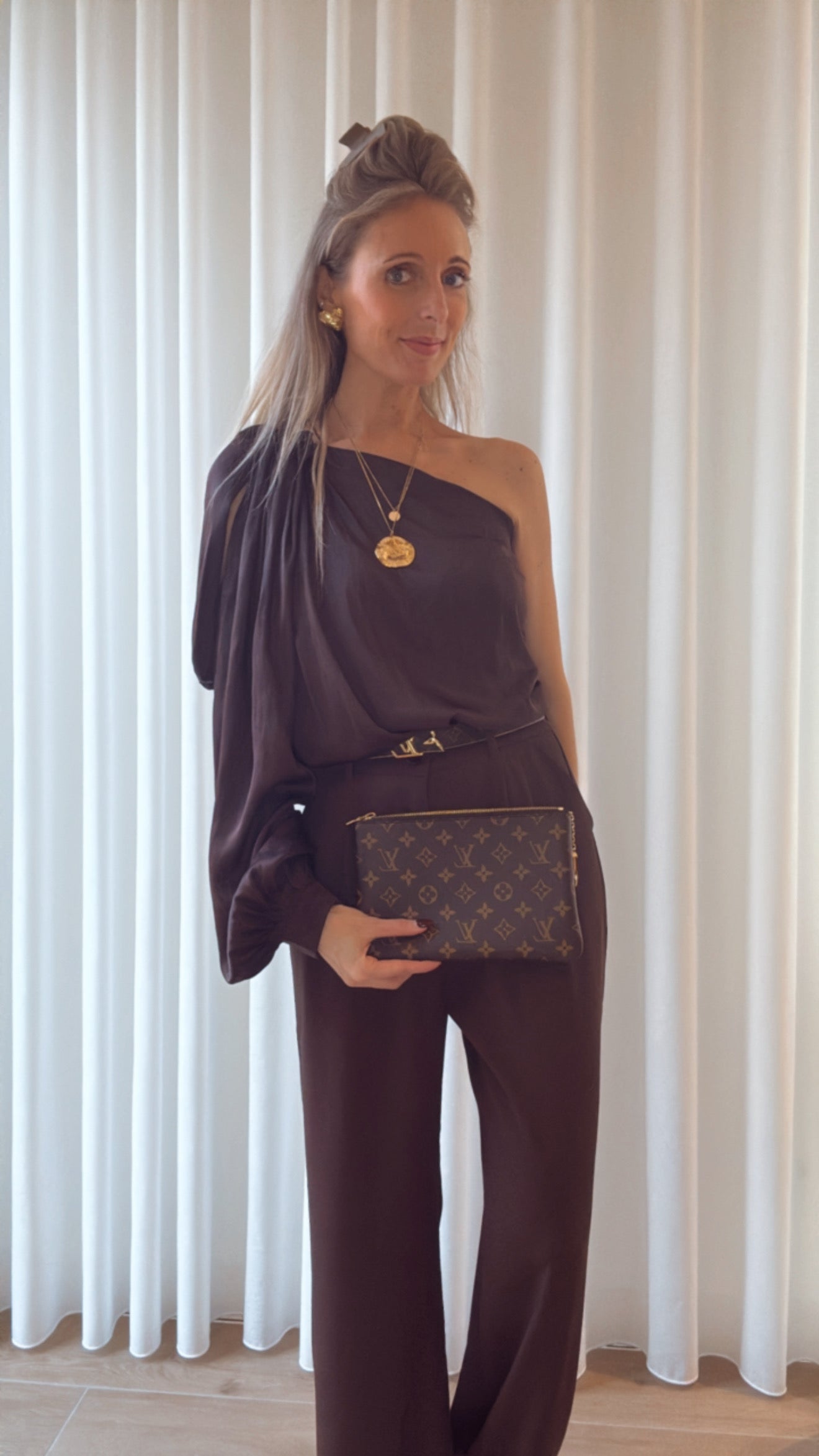 Luka satin blouse bruin