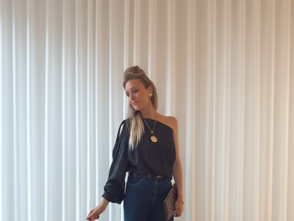 Luka satin blouse zwart
